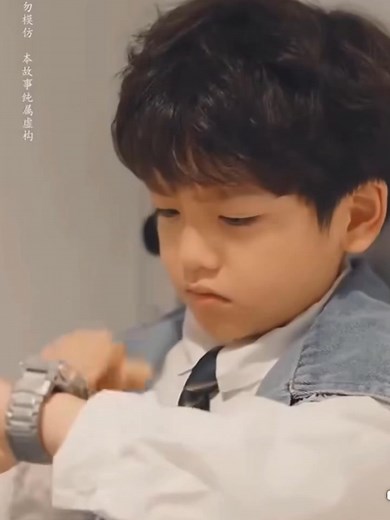 236K views · 10K reactions | Ep.12 ประธานบริษัทพบลูกชายที่พลัดพรากหลังจากแยกทางกับภรรยาเก่าเป็นเวลา 5 ปี #รีวิวหนัง #หนังน่าดู #แนะนำหนัง #หนังดี #หนังใหม่ | คนรักหนัง | Facebook