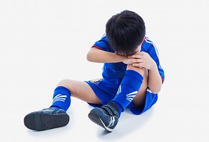 Knee Pain in Kids: Reasons, Signs & Treatment