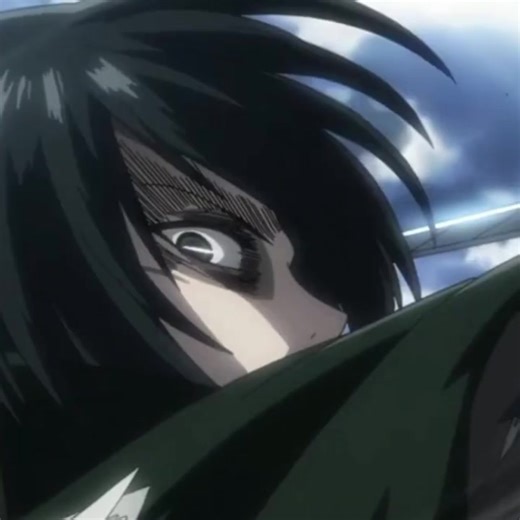 Атака титанов» (Shingeki no Kyojin) — это культовая японская манга Хадзимэ Исаямы и ее аниме-адаптация, повествующая о выживании остатков человечества за гигантскими стенами от плотоядных гигантов-титанов. Сюжет фокусируется на Эрене Йегере, Микасе Акерман и Армине Арлерте, которые вступают в Разведывательный корпус для борьбы с угрозой. Ключевые особенности «Атаки титанов»: Жанр: Темное фэнтези, постапокалипсис, триллер, драма. Сюжет: История начинается с защиты от монстров, но перерастает в сл