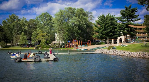 11 Family-Friendly Hotels in the Wisconsin Dells