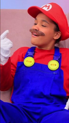 スーパーマリオ👨‍🔧はブルーイ🐶を養子に迎え、父親になるのはとても大変だと悟りました！😰👨‍👧