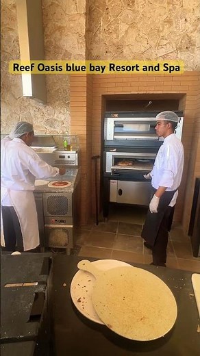 Reef Oasis Blue Bay Resort and Spa make pizza #youtube#shorts#shotsvideo#journey#sharmelsheikh#egypt