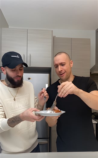 How to deep fry ice cream — step-by-step demonstration