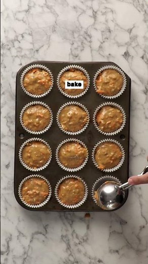 Moist Carrot Cupcakes with Cream Cheese Frosting
