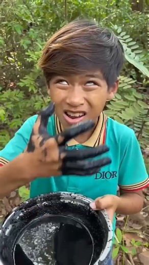 Survival Skills: Kid's But Very USEFUL In Forest #funny #comedy #campping #survivalskills