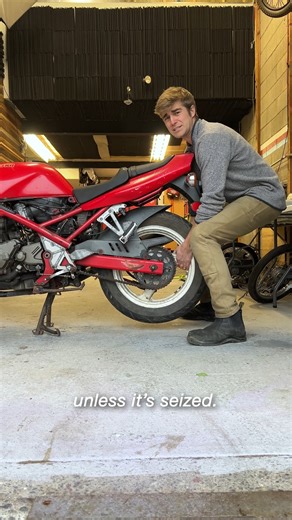 FortNine on Instagram: "Can I UNSEIZE this Suzuki? | How to check for a seized engine"