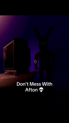 Crouching Animatronics in Five Nights at Freddy's