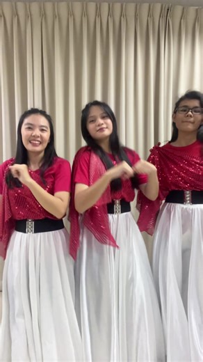 用舞动回应神的爱 - 舞蹈事工活动