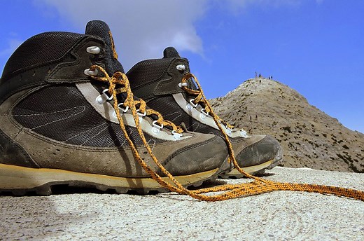 Best Hiking Boots For Narrow Feet: Our Editor's Picks & FAQs - SootheYourFeet.com