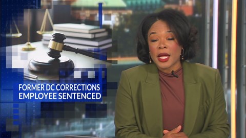 Former DC DOC employee sentenced for smuggling contraband, taking bribes