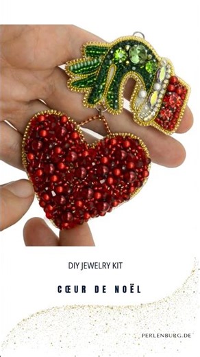 DIY – Easy Christmas Jewelry Tutorial
