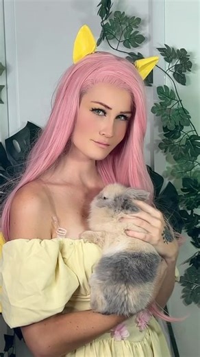 Mayamystic | Remake of my Fluttershy cosplay 🌸 Un poney beaucoup trop mims~ Avec la participation de ma petite Rose 🐰 Wig by @cosplaybuzz 👈 Avec mon... | Instagram