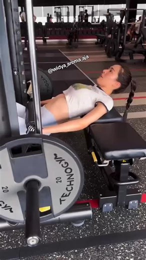 Lingling Kwong News: Almera Arema FC Updates