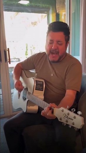 O nosso amor se quebrou 💔 e arrebentou meu coração, que chorou, que chorou 🎶 #SonhosPerdidos