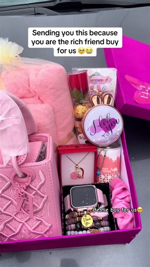 Gift Ideas for Your Rich Friend to Buy for the Group