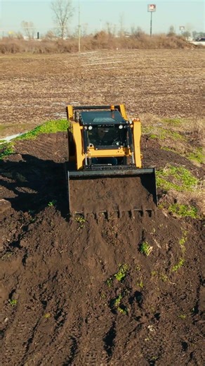 Power you can feel the second it hits the dirt.