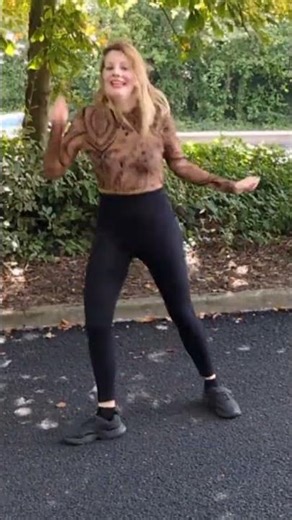 ¿Quién NO ha bailado 'Ice Ice Baby' como Vanilla Ice? 🎵