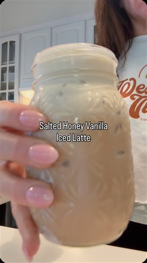 Suzanne Inman on Instagram: "Salted Honey Vanilla Latte ✨ I am normally a hot coffee only girly, but I saw this and had to try it. It does nottttt disappoint, new fav for sure! 2 tbsp honey 1 tsp vanilla bean paste Pinch of sea salt 1/4 cup half and half Double espresso shot *froth* Pack cup with ice & stir Froth 2 tbsp heavy cream with 1/2 tsp vanilla bean paste Pour on top Stir Sip Feel extreme joy #icedlatte #espresso #coffee #whatiate"