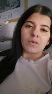 De data asta, vă cerem noi ajutorul cu sfaturi 🫠 Happy e din nou hormonală, prima jumătate de zi așa face,non-stop. În curând probabil ne vor bate vecinii la ușă 😅 Între 17-25 nov a avut ultimele oușoare, 5 la număr. Acum iar e agitată. Mai mult ca oricând..😵‍💫 | Eva Scottish fold