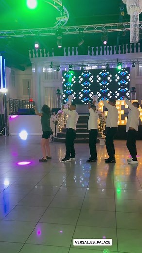 Con Calma Baile de 15 Años - Coreografía Sorpresa con Daddy Yankee