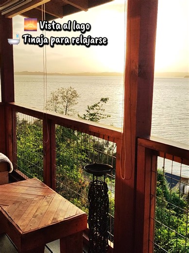 Cabaña moderna con vista al lago para descansar