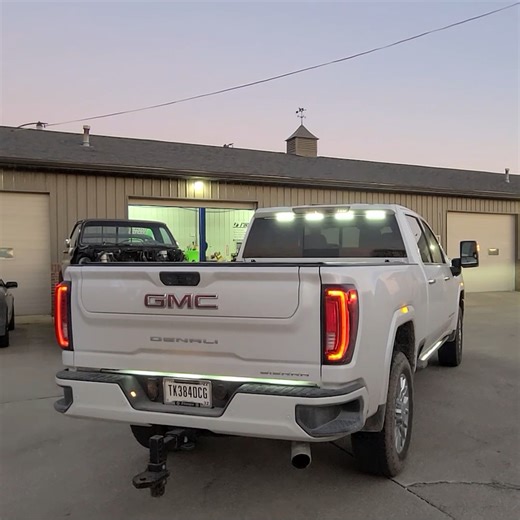 Firewire LEDs Back Window & Under Tailgate Strobe Kits are now available at Amazon. Amber/White, Red/White, Red/Blue, Blue/White are now available! Along with Amber / White 6", 15", 32", 62" & 72"! 50" Windshield Strips Amber/White and Red/White are soon to come. #firewireleds #firewire #wheel #wheellights #newproduct #america #offroad #truck #trucks #LEDs #LEDlights #Emergency #emergencylights #Fleet #LEDLightBar #LEDStrip #LEDLight #LEDlighting #Lighting #Offroadlighting | Firewire LEDS