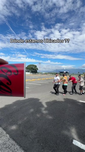 Cuando se trata de Pollo Frito, Somos Chicken Frito 🐔 Gracias por elegirnos ❤️ Ubicaciones: •Alajuela-Plaza Ferias 🐔📍 •Waze: Chicken Frito Alajuela 📲 •Uber Eats 🛵💚 Chicken Frito 🐔 Horario : 11am a 10pm 🕙 Los estamos esperando 🐔❤️