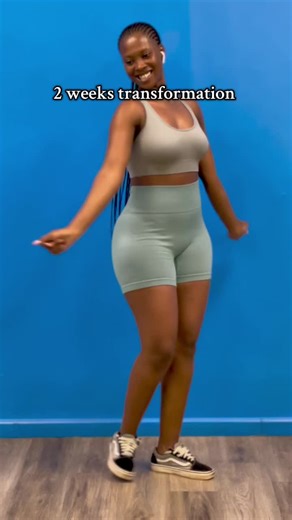 Here’s how I lost my body fat and kept my gains. 1. Cutting basically means portion control. Not eating the same portion of food as when you are bulking. 2. Not eating any heavy starch like pap and samp, but having proper meal plans. 3. Detoxing my gut every week to help me with my constipation. 4. Cardio: walking on treadmill after your workout will really help tone your body and lose any excess fat. #2weekstransformation #gymtransformation #gymmotivation #bodytransformationchallenge #transform