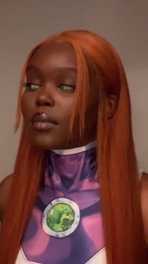 Starfire Introduction to the Teen Titans