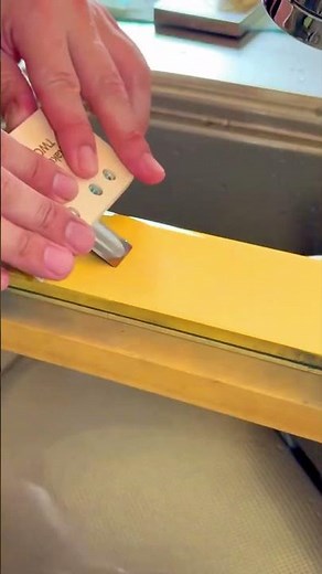 Why This Simple Cut Creates a Perfect Joint #shorts #wood