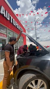 En O’Reilly Autopartes contamos con servicios gratuitos, ¿lo sabías? 👀 Acude a tu tienda más cercana y descubre cómo podemos ayudarte a cuidar de tu auto sin gastar un solo peso. 🚙💸 📍 Encuéntranos en el link de nuestra descripción. #OReilly #Autopartes #ServiciosGratuitos | O’Reilly Autopartes México