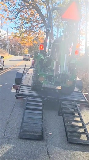 Heavy equipment rental and transport machines are available. | Quality Equipment New Jersey