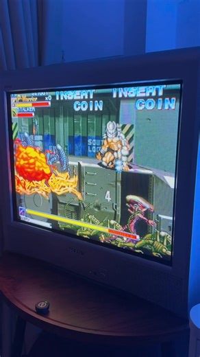 Alien vs. Predator (1994) on Arcade (CPS II). #alien #capcom #retrogaming #CRT #gaming