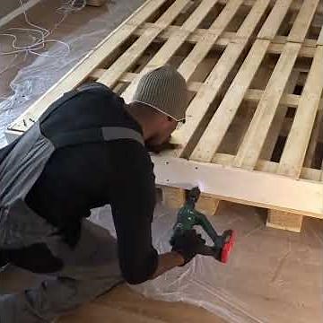 DIY Pallet Bed Platform – Easy & Stylish Wooden Bed Build!