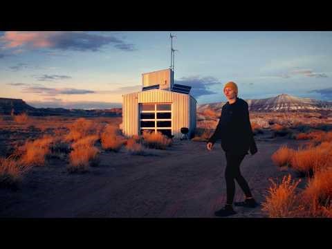 24 hours alone in the painted desert: off-grid cabin life