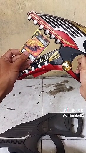 eva foam kamen rider ryuki dragvisor zwei #cosplay #kamenriderryukisurvive #ryukisurvive #kamenriderryuki #craft #cardboard #cardboardcrafts #evafoam #evafoamcraft #evafoamcosplay