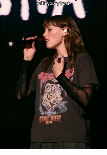 Dancing with Your Ghost: Emotional Live Performance