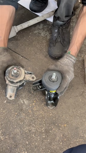 41K views · 332 reactions | hyundai accent engine mount replacement guide #mechanic #tips #automotive #motivation #Engine #hyundai #fbreelsfypシ゚viralシ #fbreelsfypシ゚viralvideo #fbreelsfypシ゚viralfbreelsfypシ゚viral | Mechanical Tips | Facebook