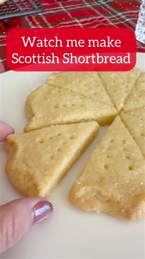 Watch me make Scottish Shortbread #shortbreadrecipe #homebaking | Cooking with Nana Ling