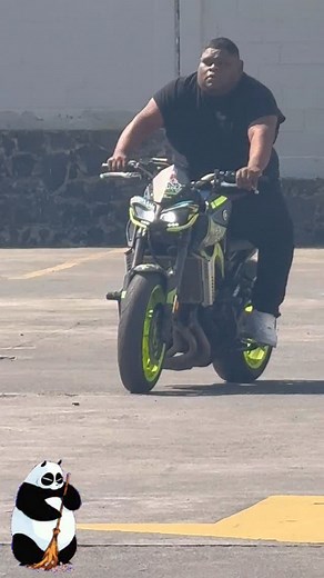 Grabando con mi 09 | Bikers Stunt