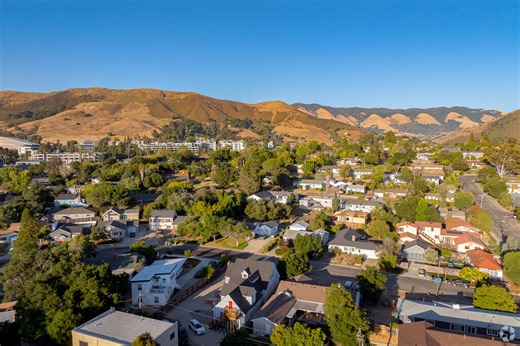 Living in the Santa Rosa Neighborhood of San Luis Obispo, CA