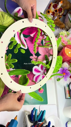 Pipe Cleaner Flowers Tutorial: Unique Hanging Flowers from Pipe Cleaners