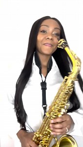 294K views · 19K reactions | Happy 2022 everyone!! Suzy 2022.0 #BehindTheScenes #LOADING…  | Suzy Eises | Facebook