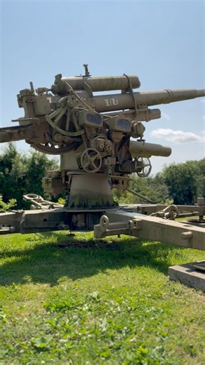 Do you know the name of this German weapon system? #WWIIHistory #MilitaryHistory #WWIIWeapons #WWIIGermany #WWIIHeritage #HistoricalWeapons #WWIICollectors #WWIIMilitary #WWIICommunity #MilitaryCollectors #WWIIPreservation #WWIIMuseum #WWIIFacts #HistoryBuff #WWIIStudy #NeverForgetHistory | Walk Among Heroes