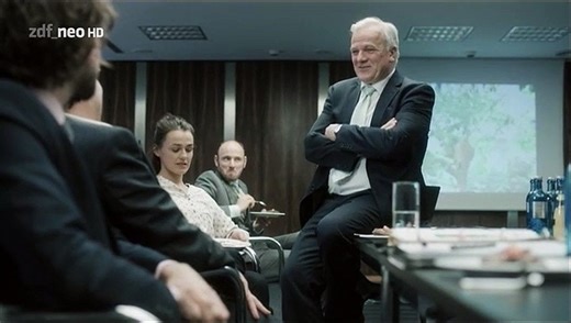 Eichwald, MdB Staffel 1 Folge 3