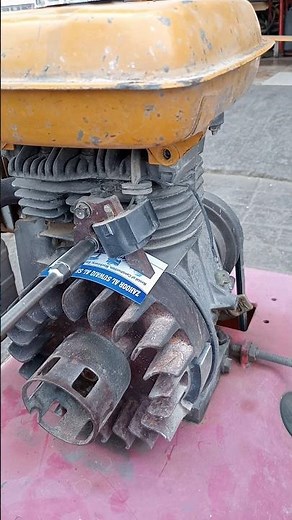 Robin EY20 patrol engine ignition coil #robin #patrol #engine #repairing #shortvideo #ignition