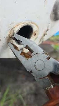 how to replace and seal a boat drain plug. #boatplug #boatrepairs #drainplug #water #boat #boating