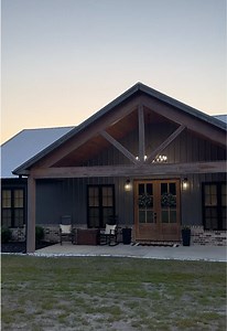 Barndominium Living: Cozy Barndominium Home Tour