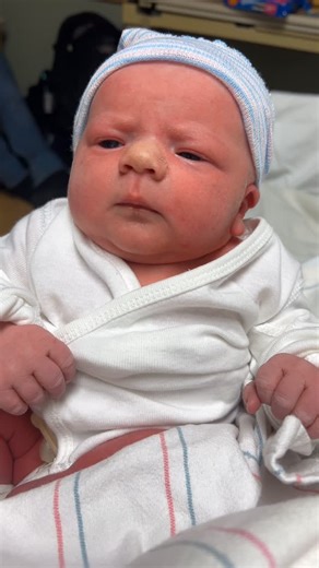 Syracuse Hairstylist- Ashley Jade on Instagram: "Liam was born January 20th at 3:45pm weighing 8lbs even and 19inches long 🥰 For people inquiring about appointments I will let you know when I’m back in the salon after I enjoy my last baby being a baby 🥲💜"