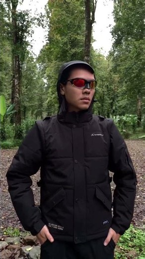Is Techwear Actually Waterproof? 🌧️ #techwear #streetwear